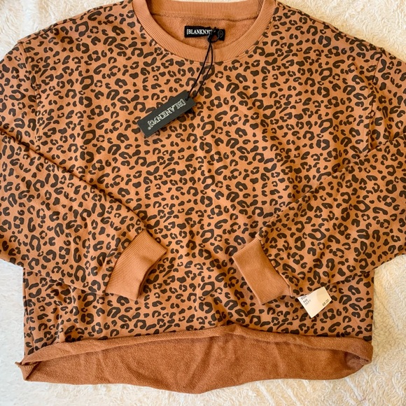 NWT 🐆 BlankNYC crop sweatshirt crewneck 🐆 - Picture 2 of 9